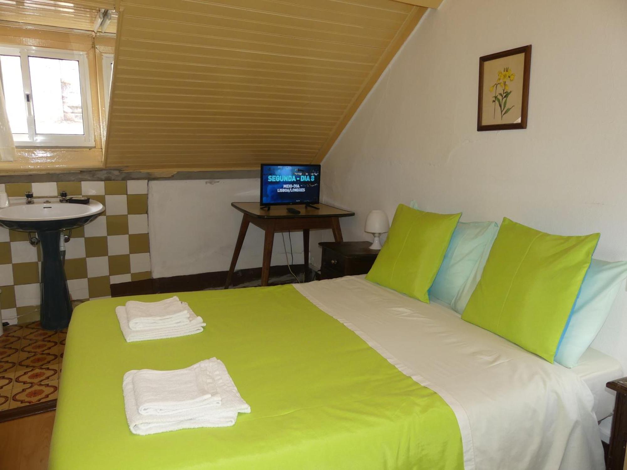 Hotel Pensao Santa Cruz Coimbra Zimmer foto